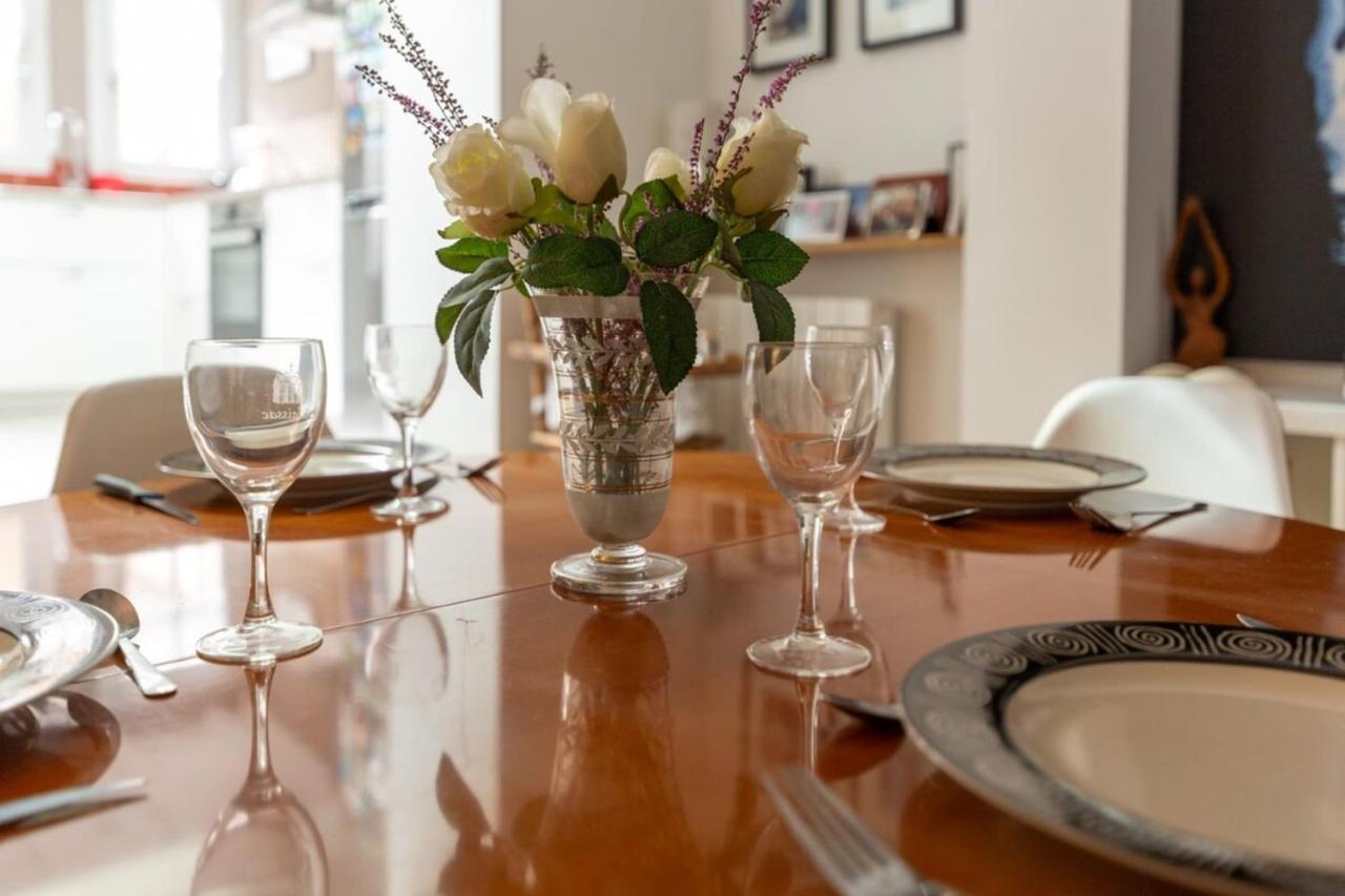 בורדו Furnished Apartment Near Palais De La Justice With 2 Bedrooms & A Garden מראה חיצוני תמונה